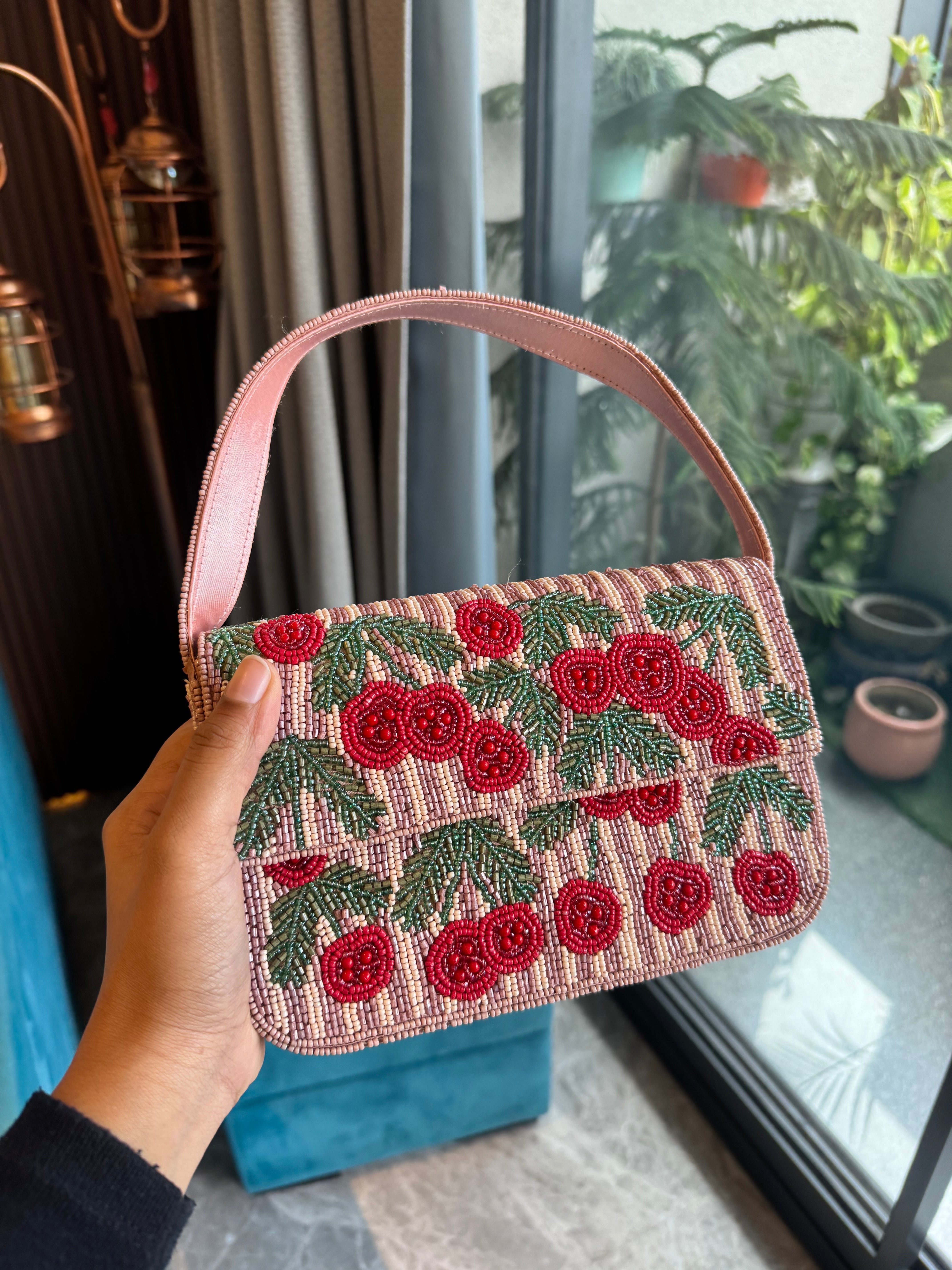 Beaded shoulder bag