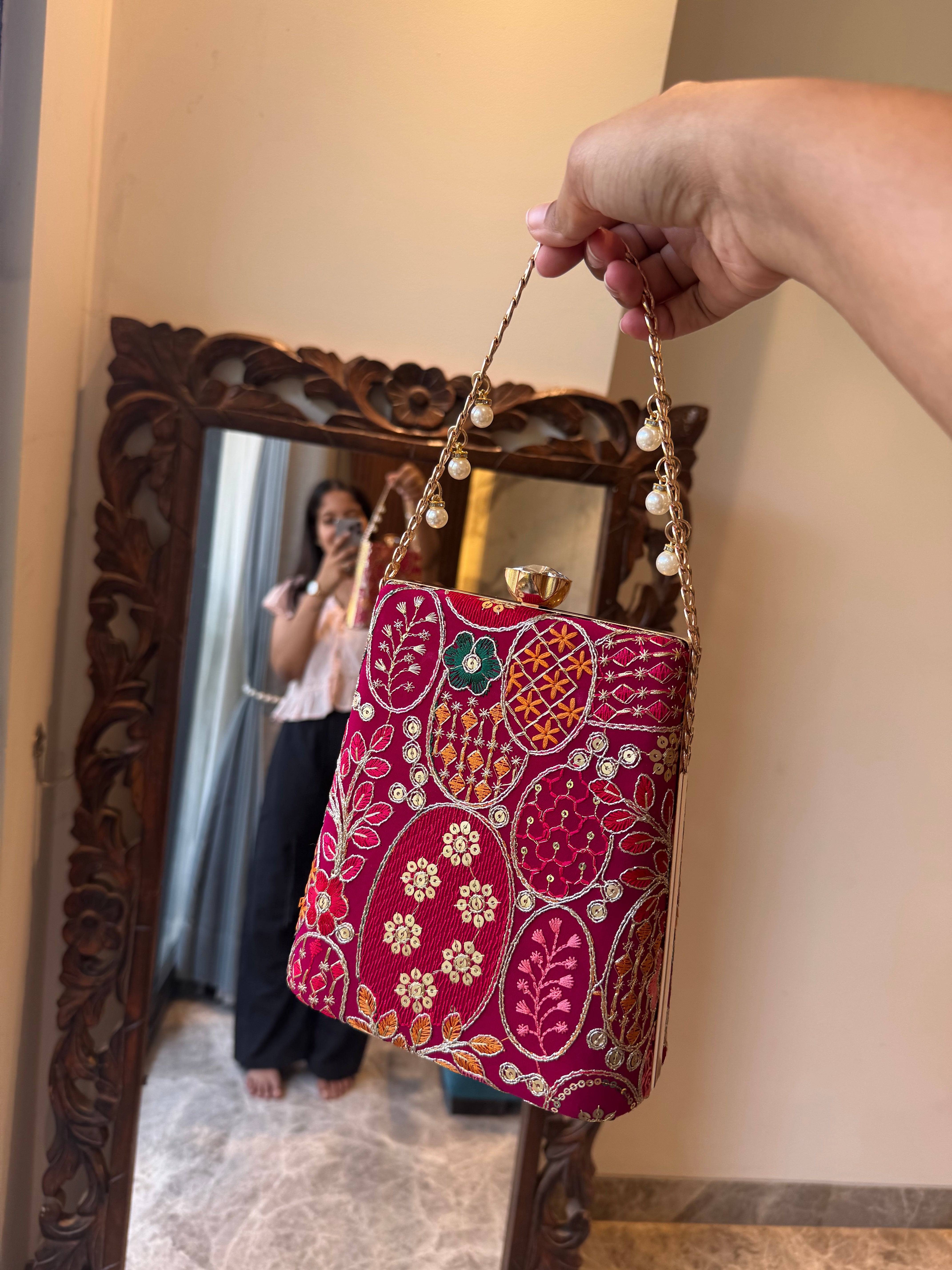 Mobile party bag