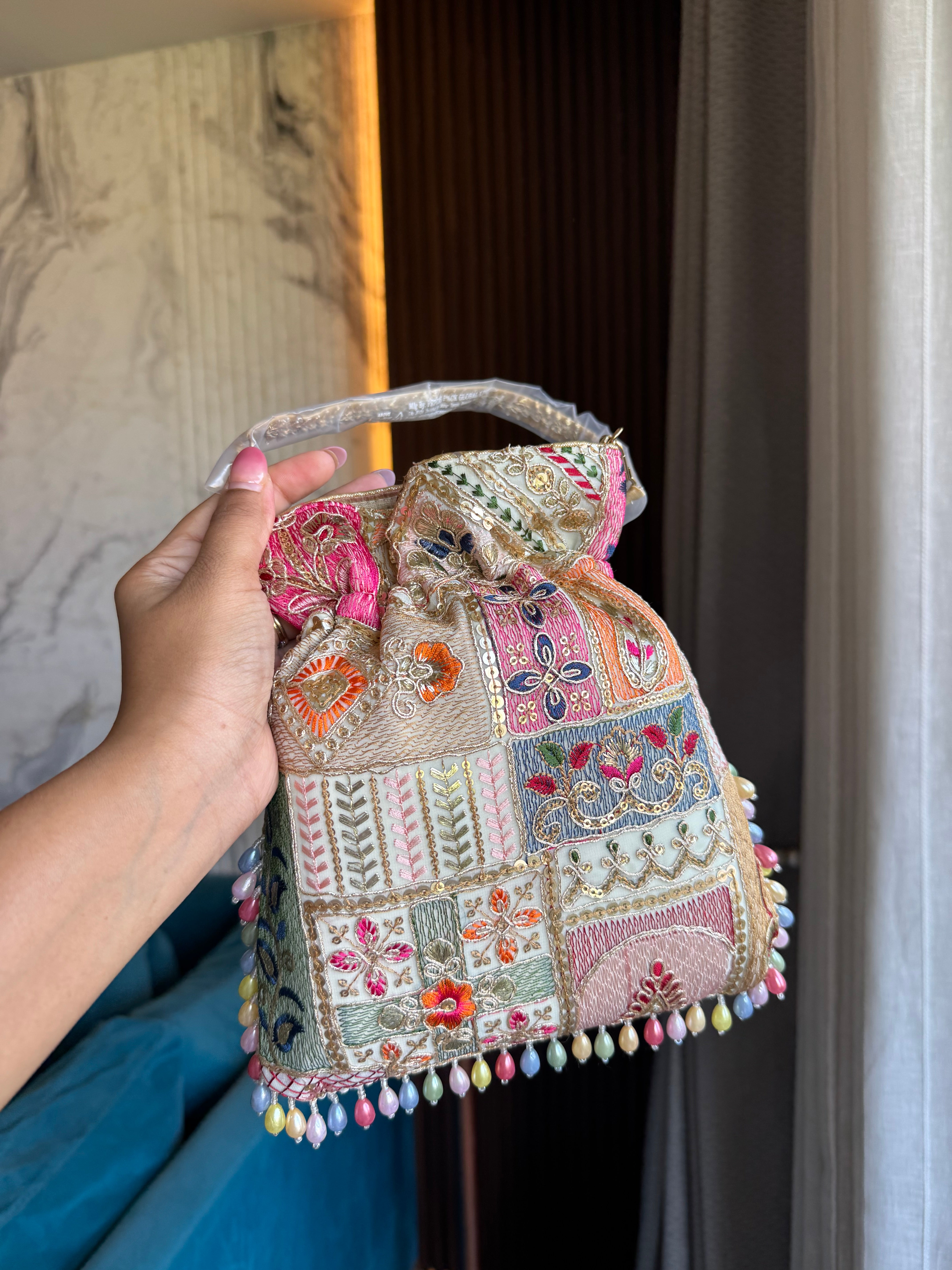 Mahrani potli bag