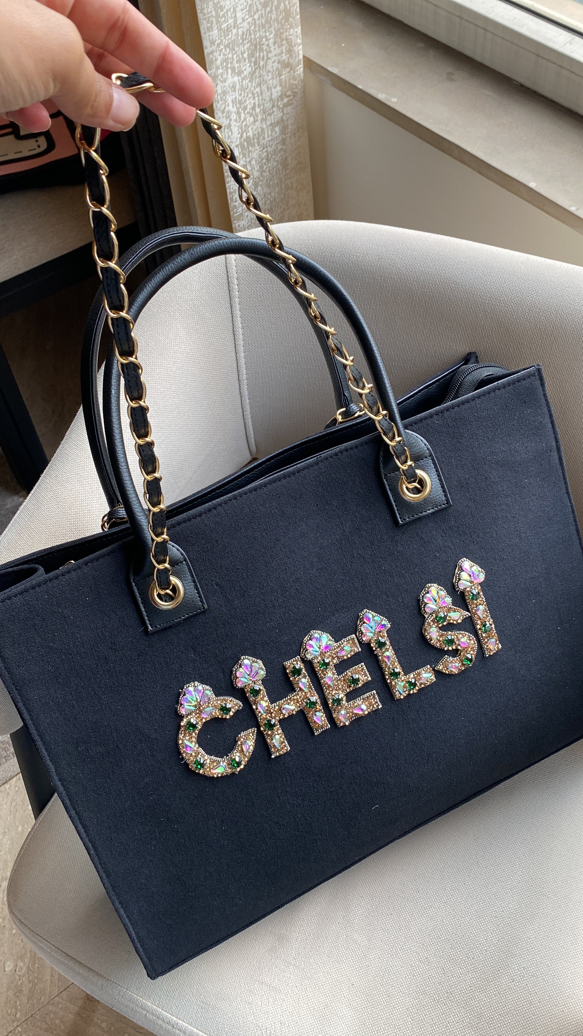 Customised chain canvas