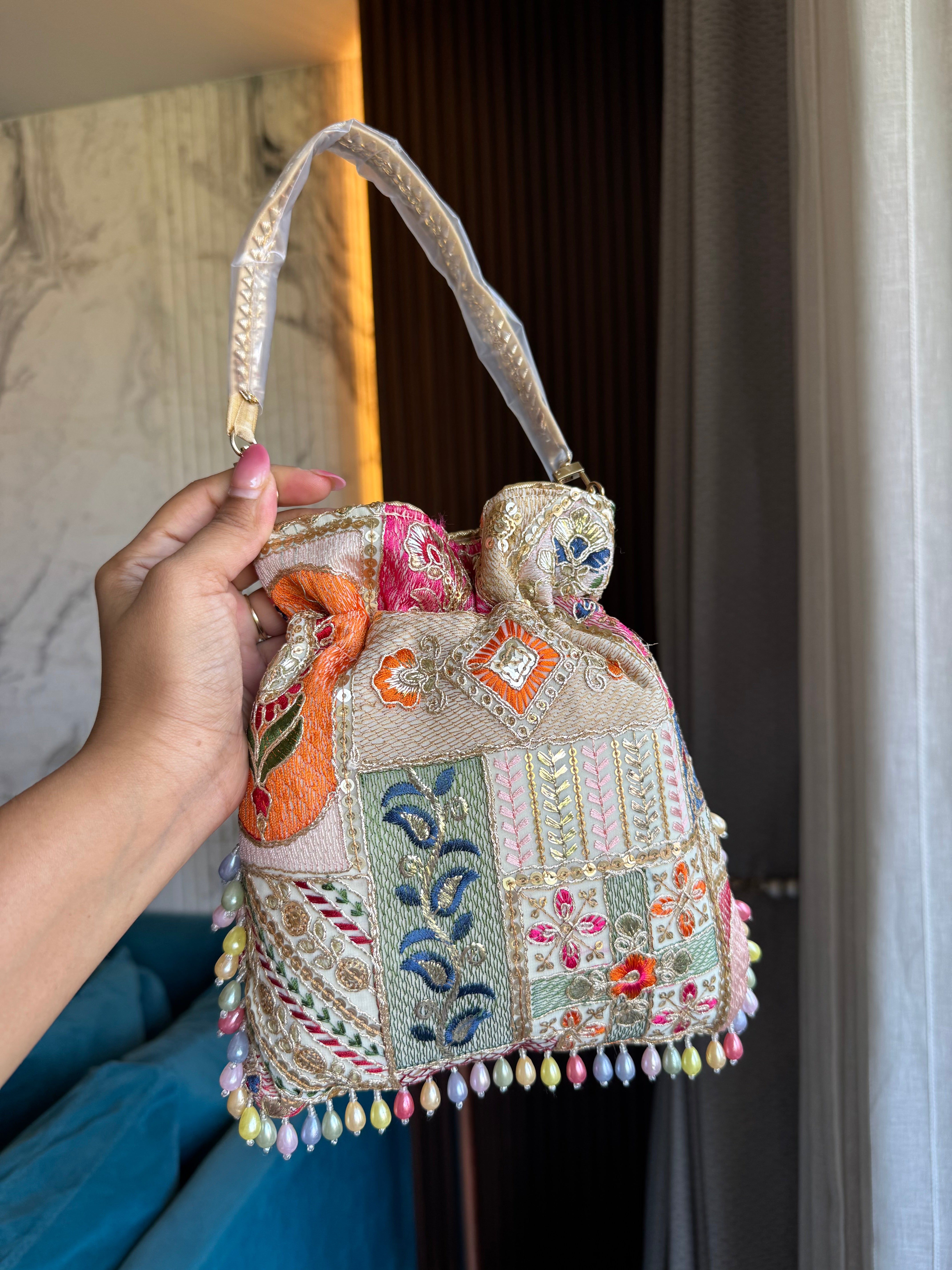 Mahrani potli bag
