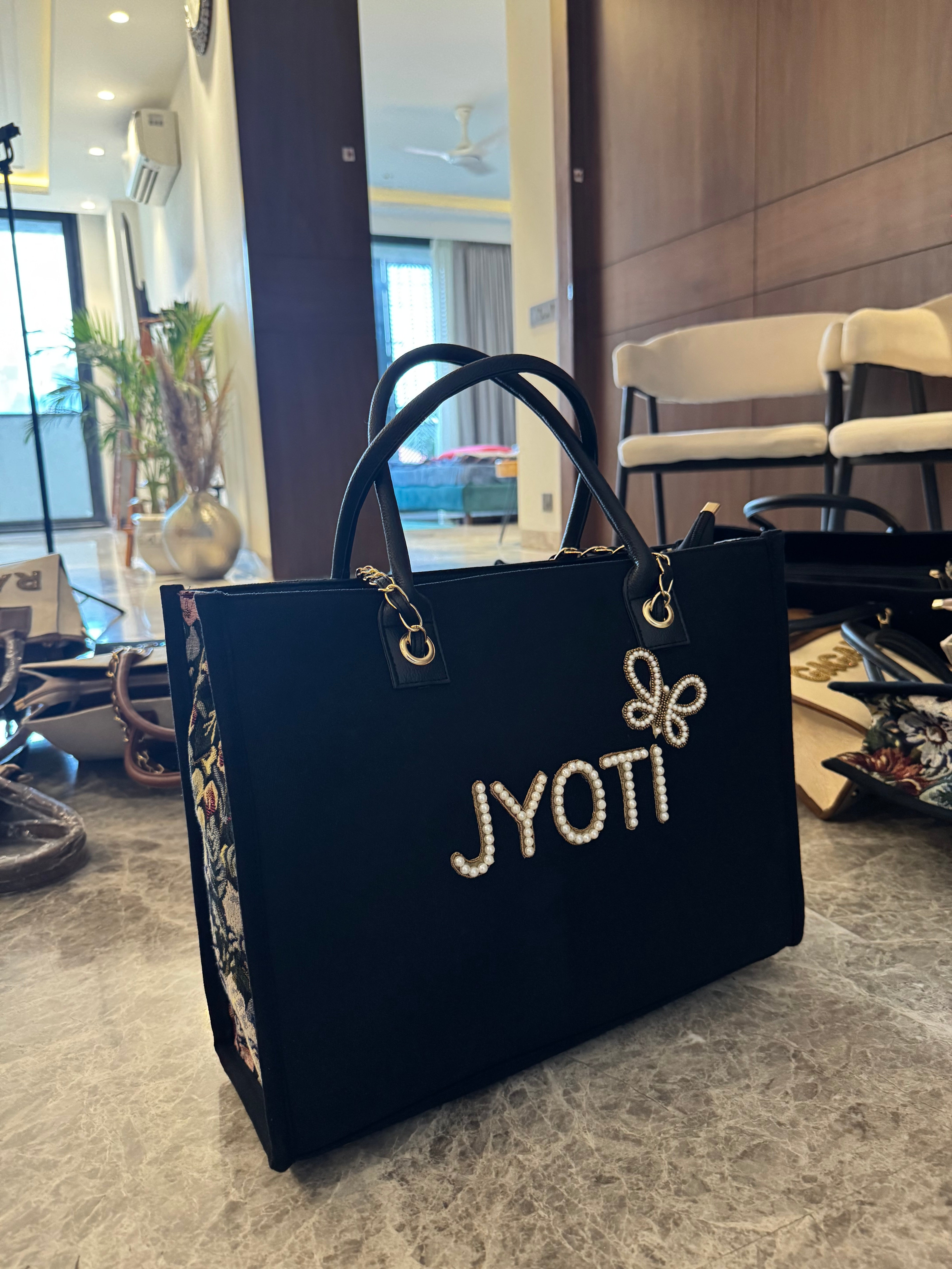 Floral tote