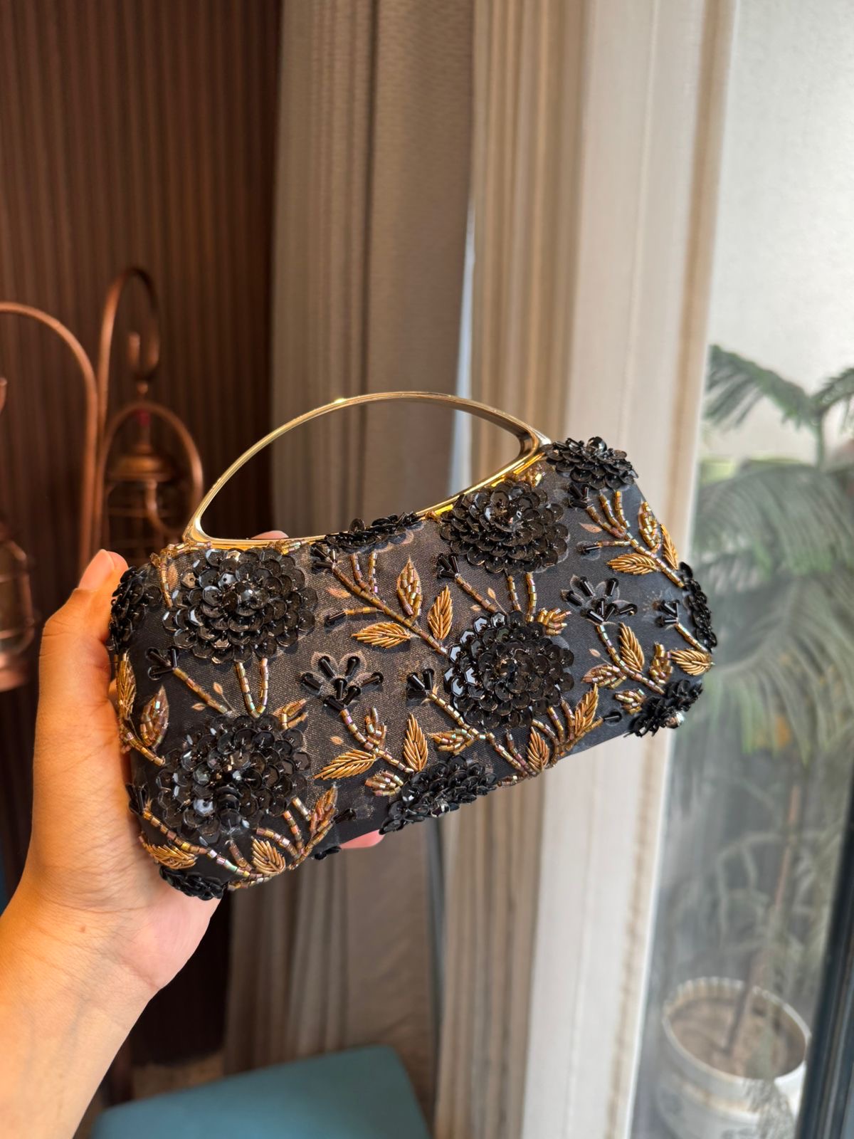 Handle clutch