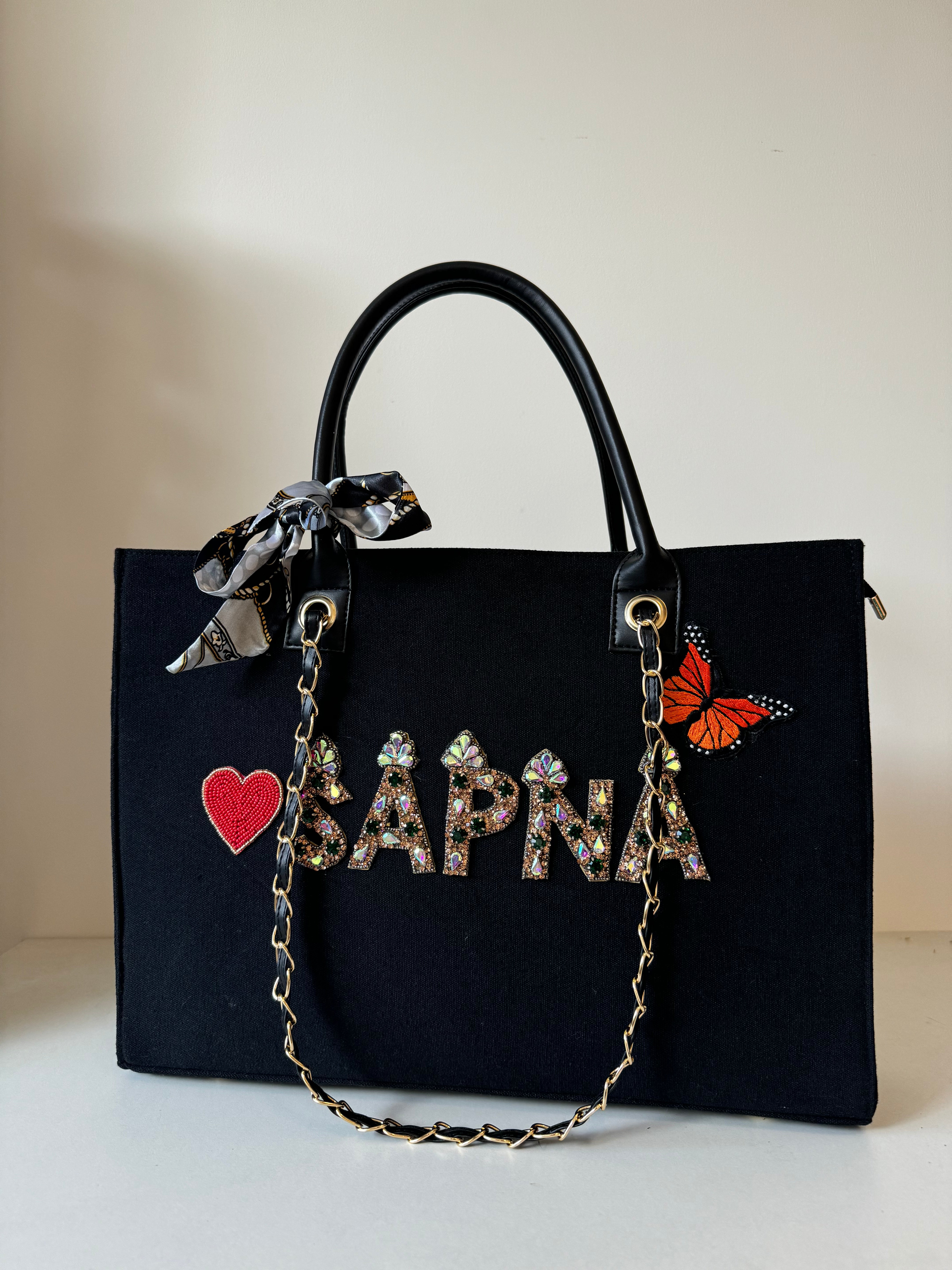 Customised chain canvas