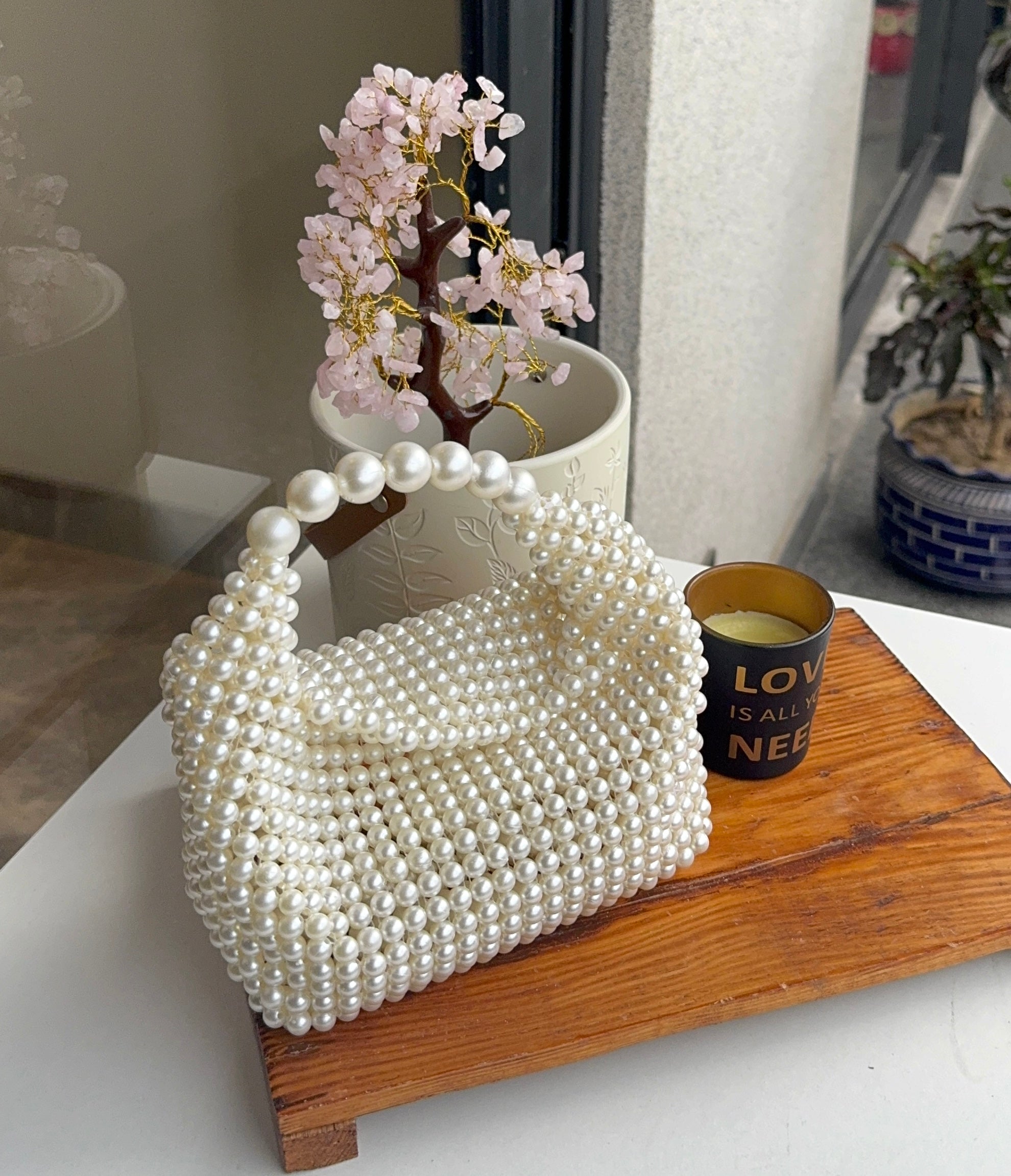 Flap pearl purse