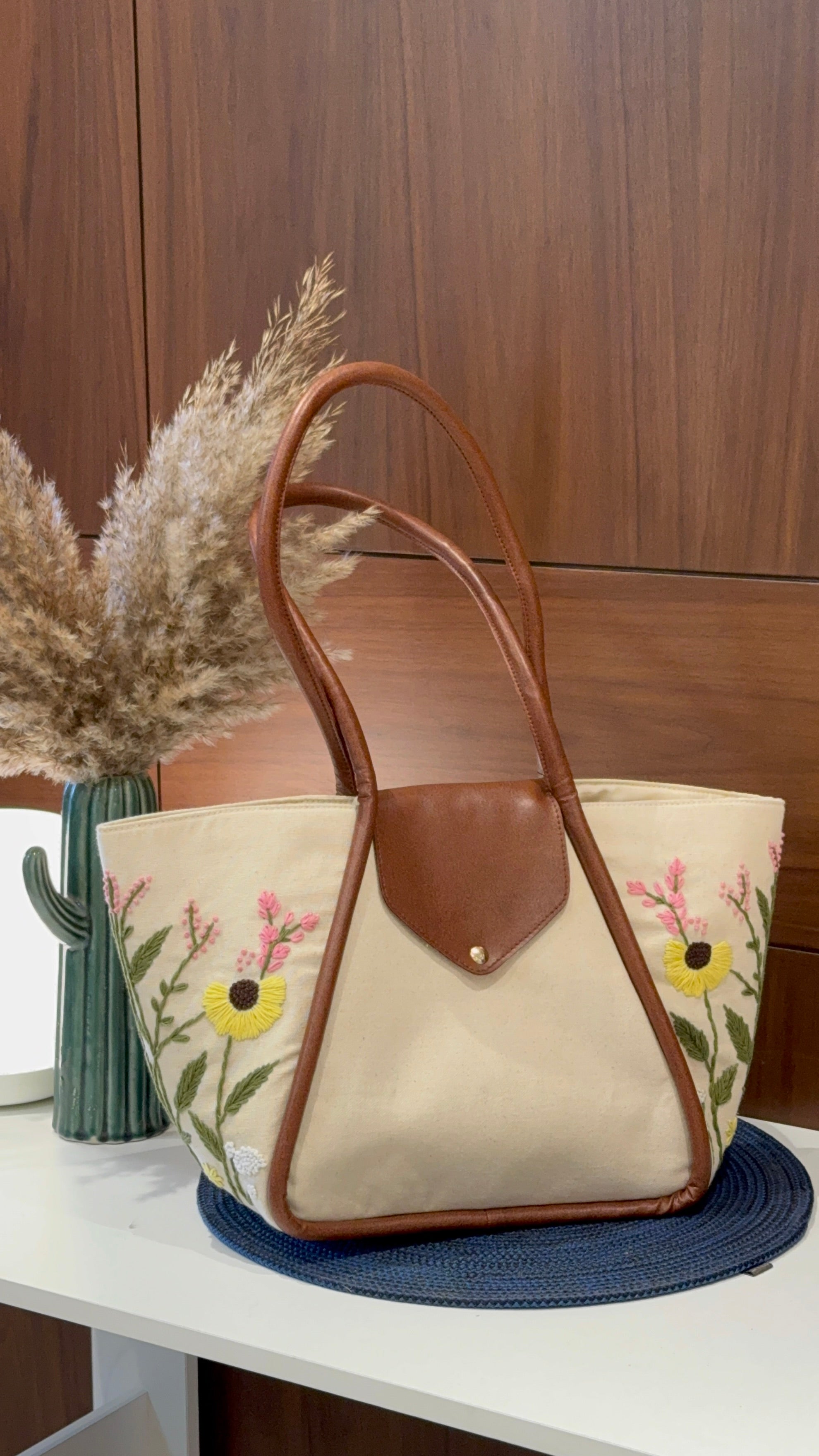 Alizeh Embroidery bag