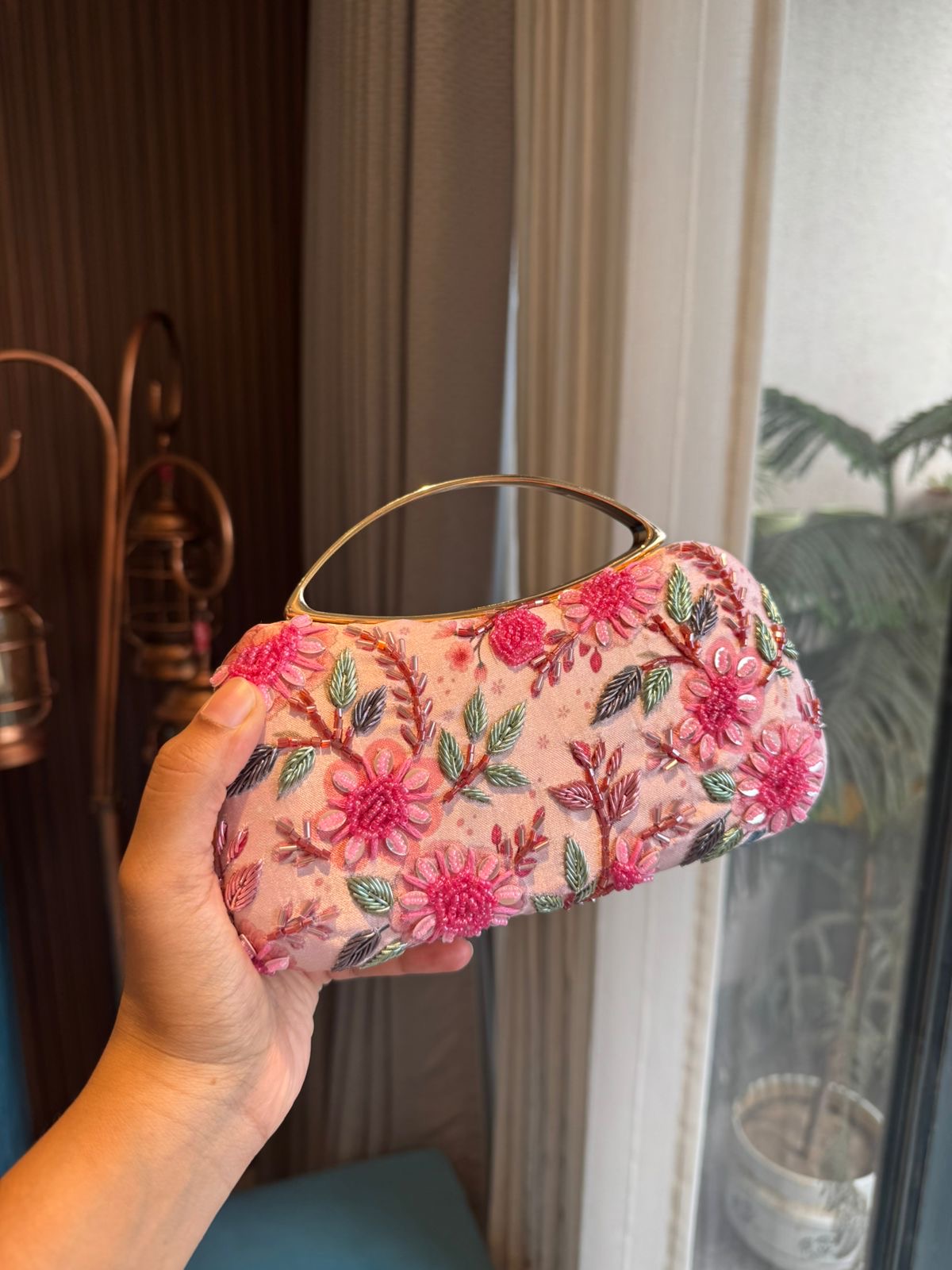 Handle clutch