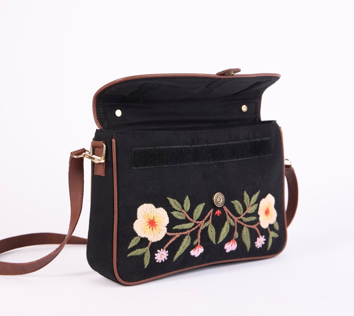 Embroidery messenger sling - Bagyo