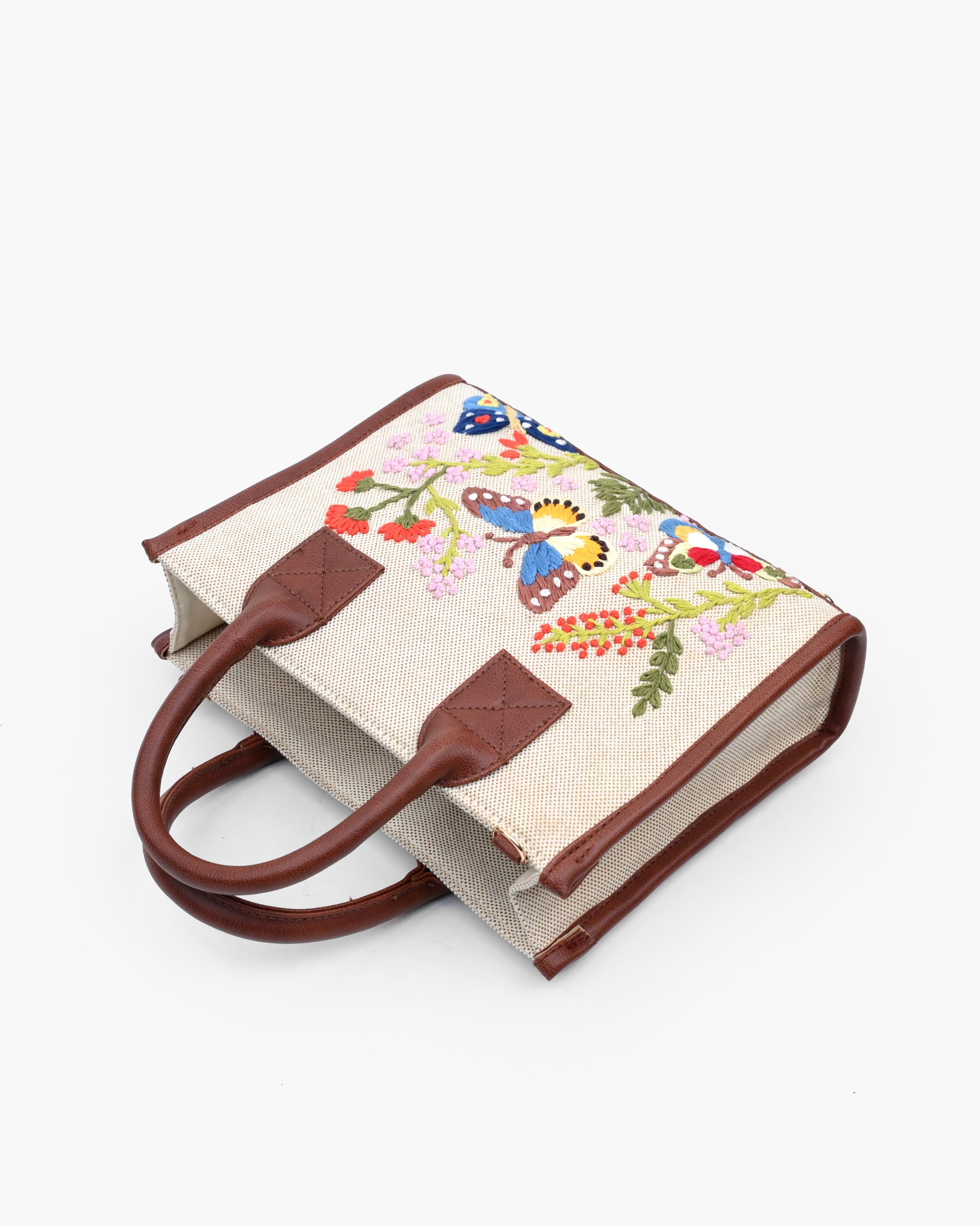 Noor embroidery sling