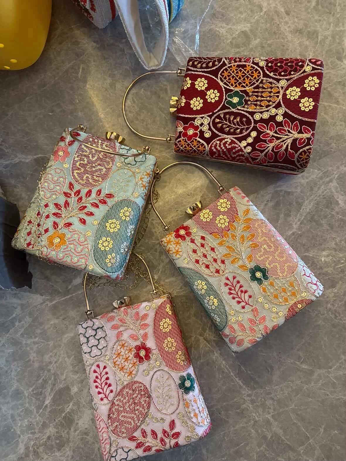 Mobile party bag