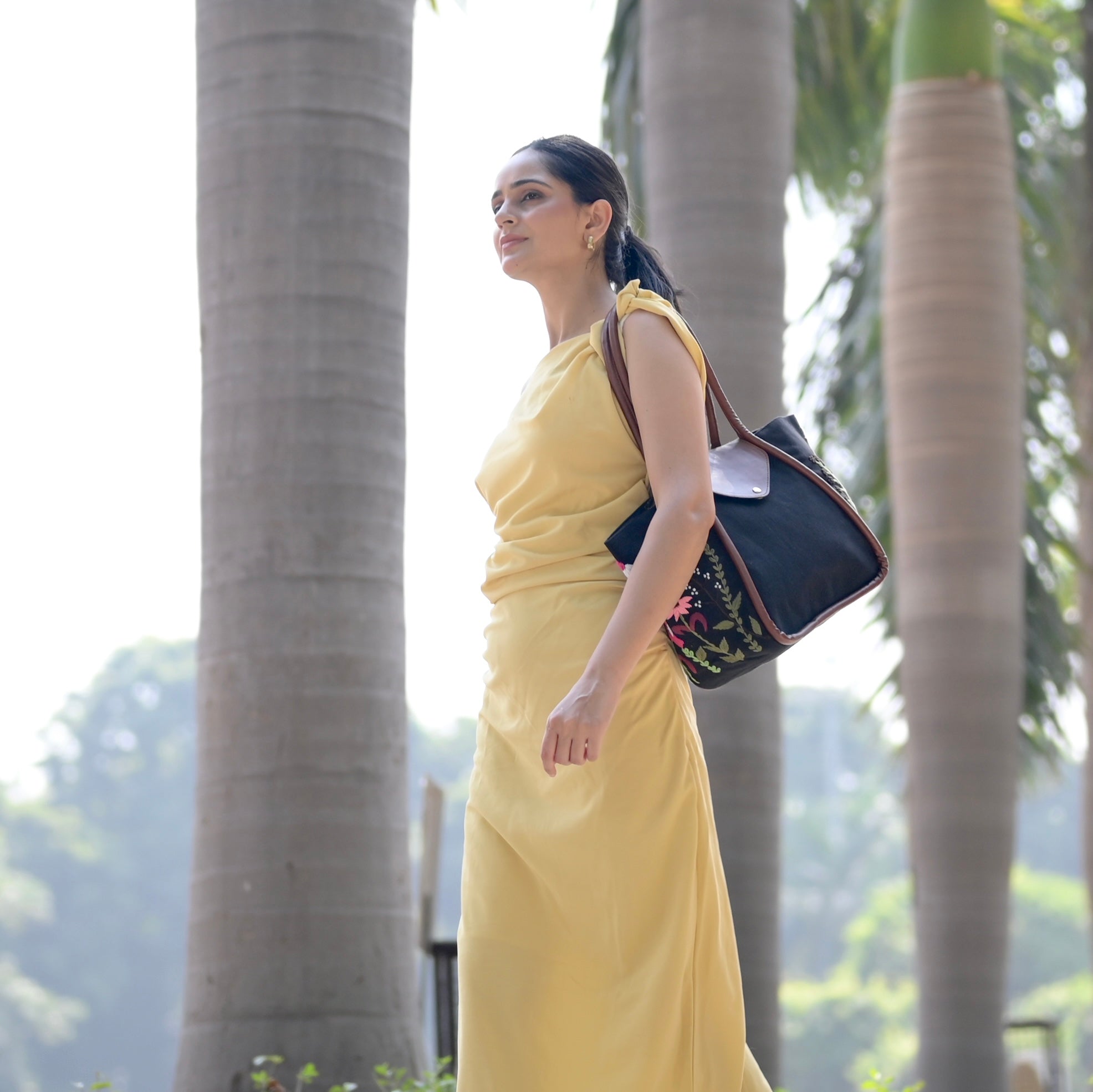 Alizeh Embroidery bag