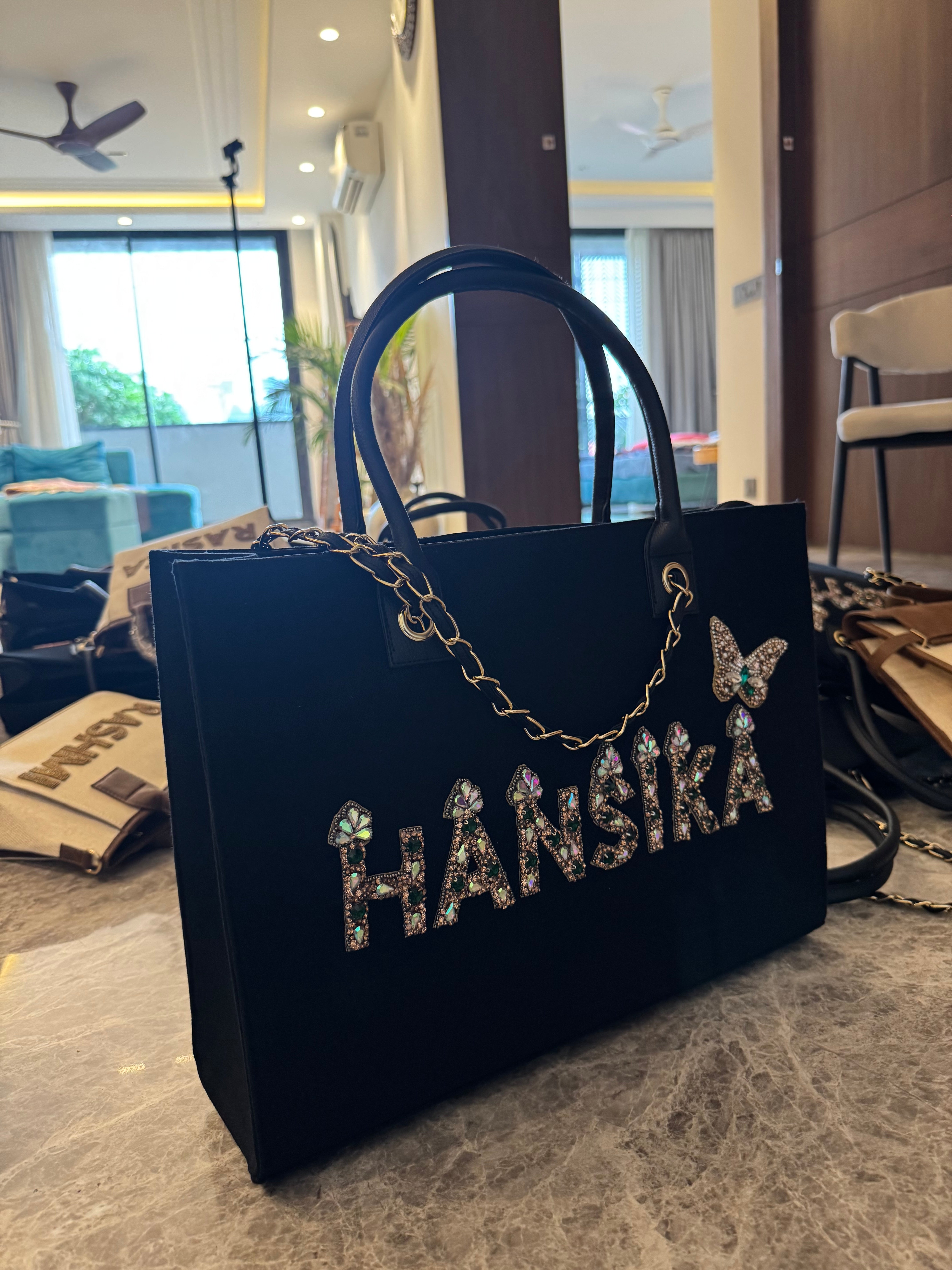Customised chain canvas
