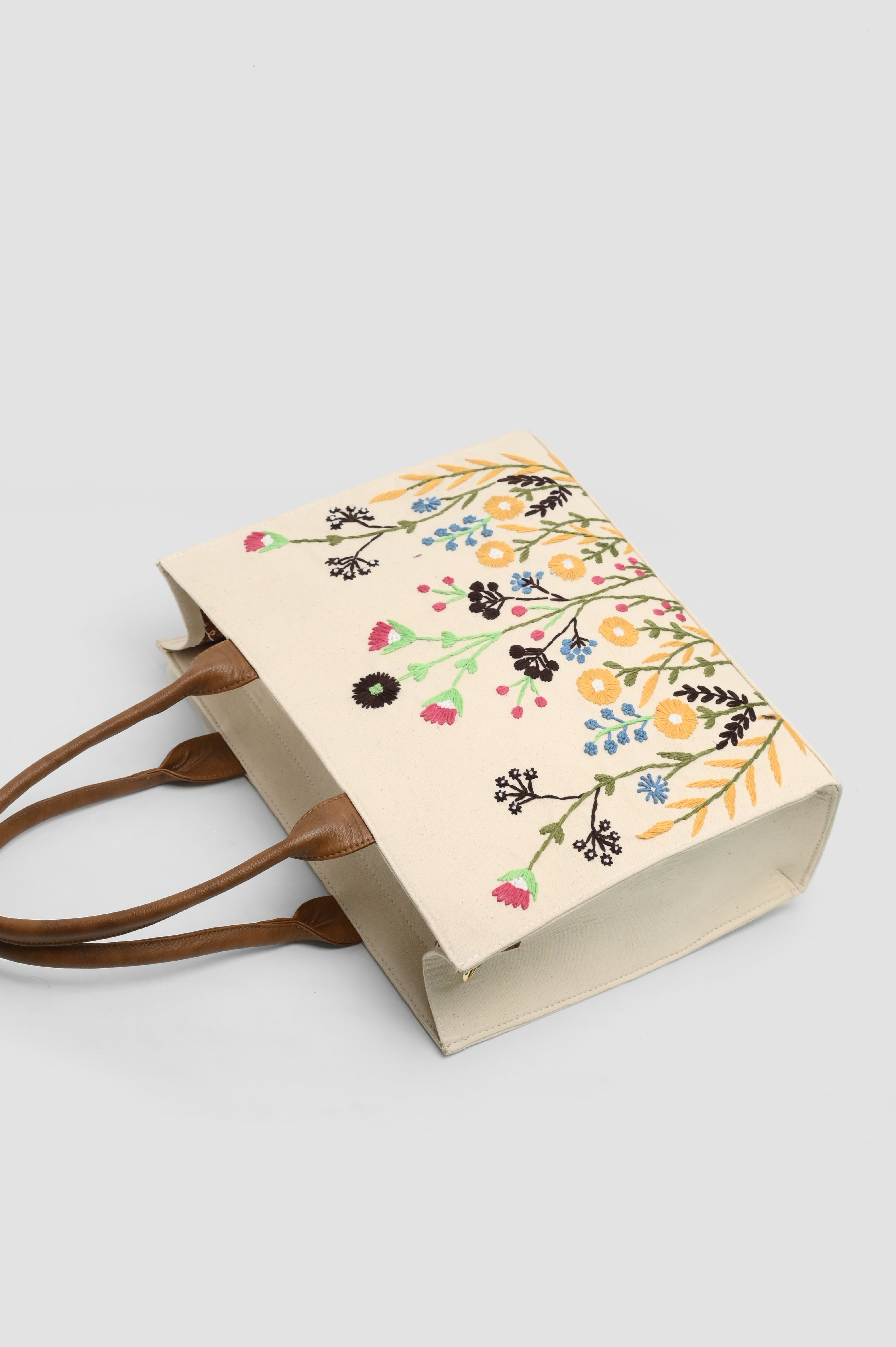 Embroidery. Bag